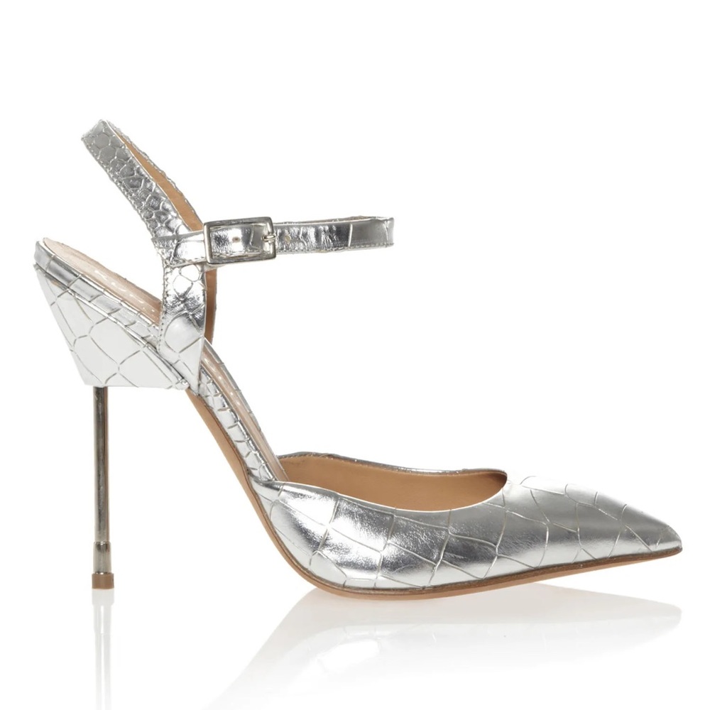 Kurt Geiger $300 silver stiletto high heels 38 7.5